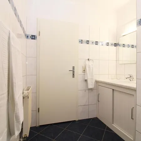 Haffplatz 10 アパート レリク